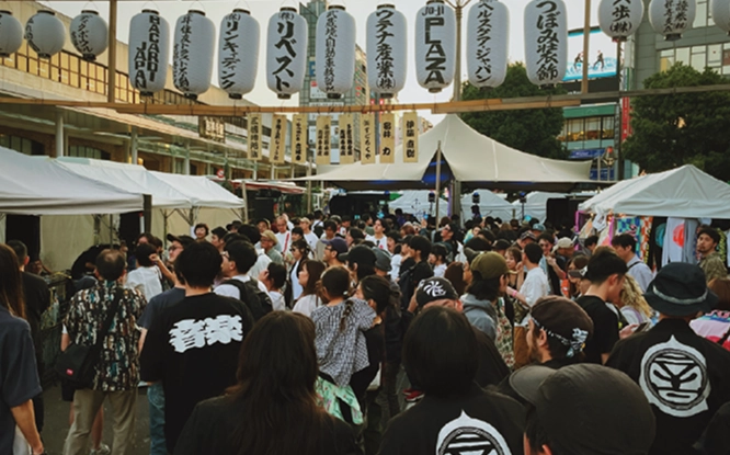 イベントを盛り上げるボランティア